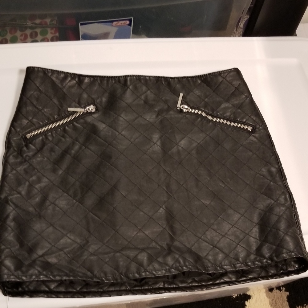 Faux leather black skirt